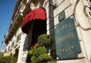 Hotel Raphael